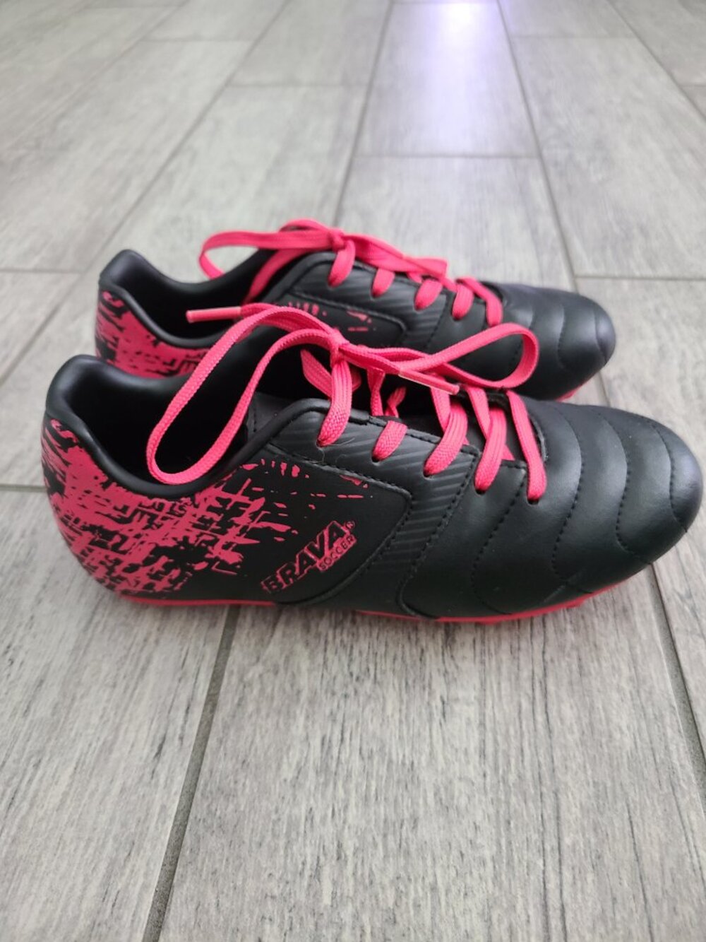 Brava Soccer Cleats Black Pink Girls Size 2D - Picture 3 of 11